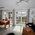 Haus Strandkoje Dtv 5 Sterne Fahrraeder Und Sauna * Wustrow (Fischland)