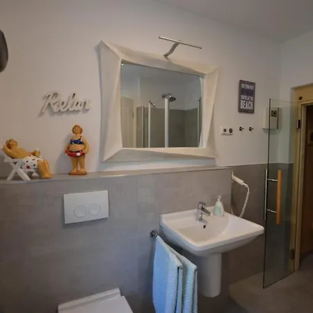 Haus Strandkoje Dtv 5 Sterne Fahrraeder Und Sauna * Wustrow (Fischland)